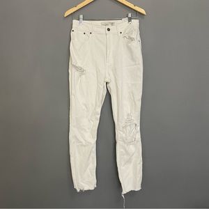 Abercrombie and Fitch White Mom Jeans size 28